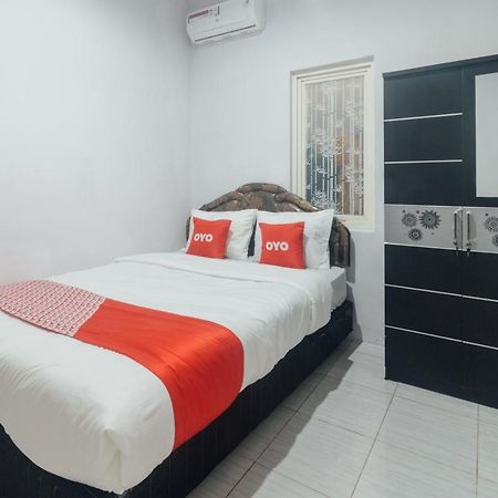 Vaccinated Staff-Oyo 2699 Haven Boarding House Hotel Ambon Luaran gambar