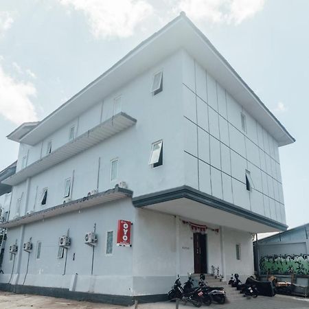 Vaccinated Staff-Oyo 2699 Haven Boarding House Hotel Ambon Luaran gambar