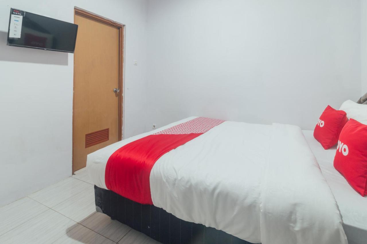 Vaccinated Staff-Oyo 2699 Haven Boarding House Hotel Ambon Luaran gambar